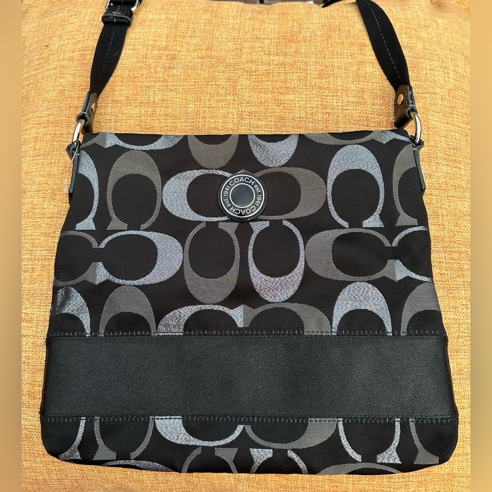 Coach Black/Metallic Silver F20430 Signature Crossbody Bag NWOT